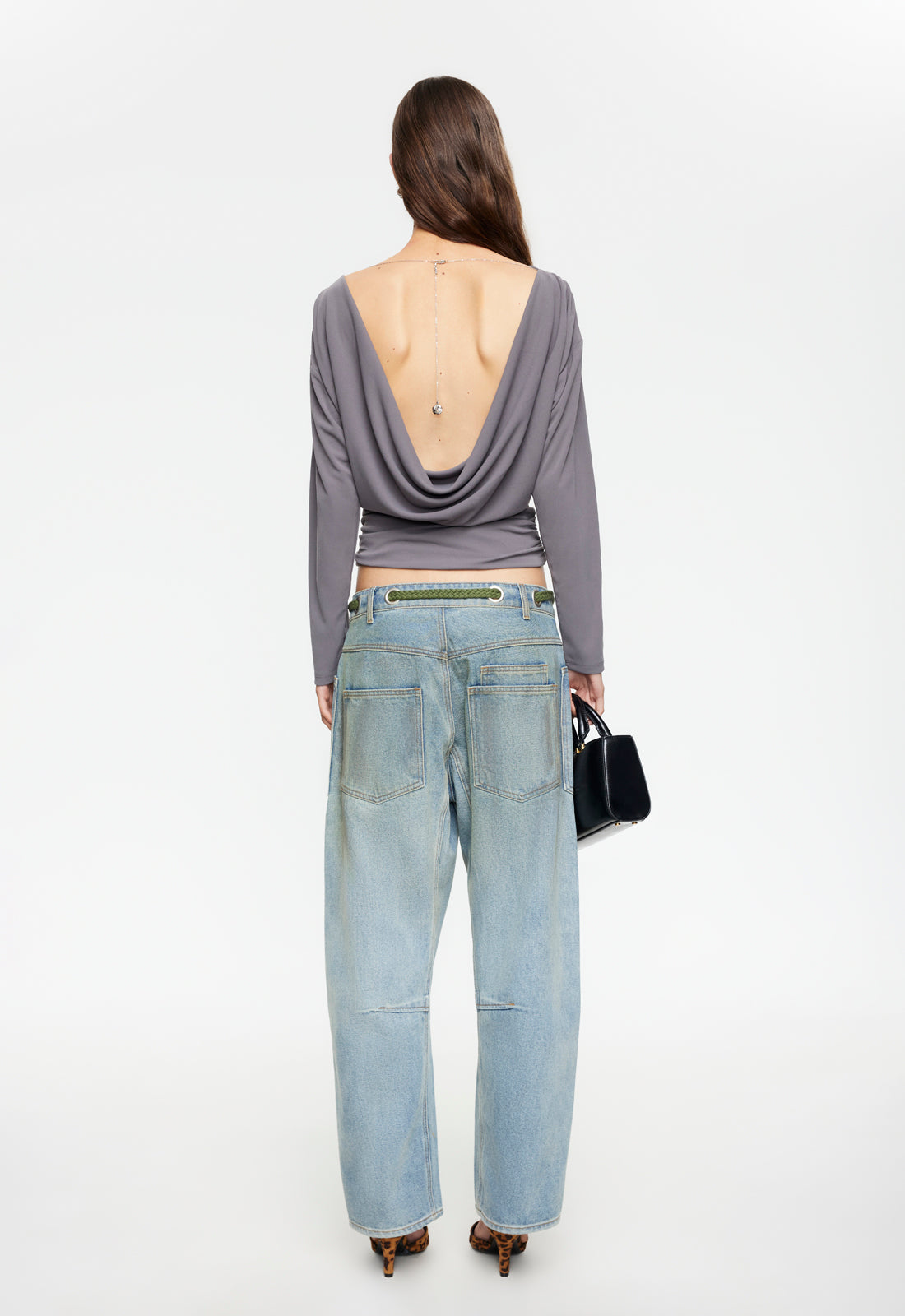 ALLURE LONG SLEEVE - ASH - Image 4